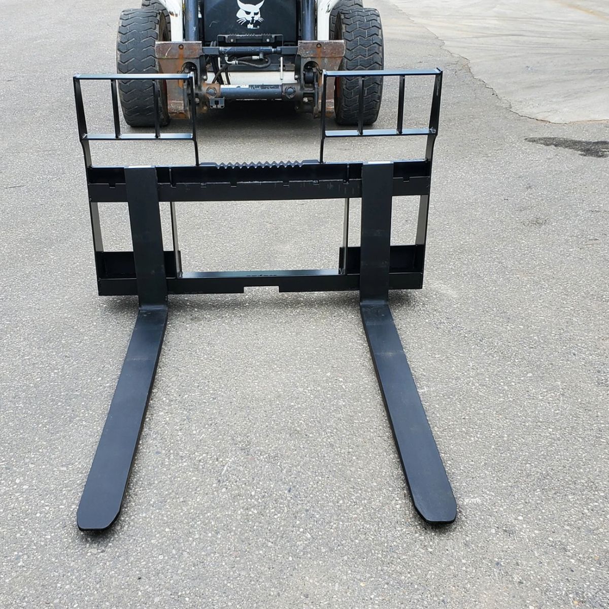 4500 Lb Quick Attach Pallet Forks — Storm Attachments - Front