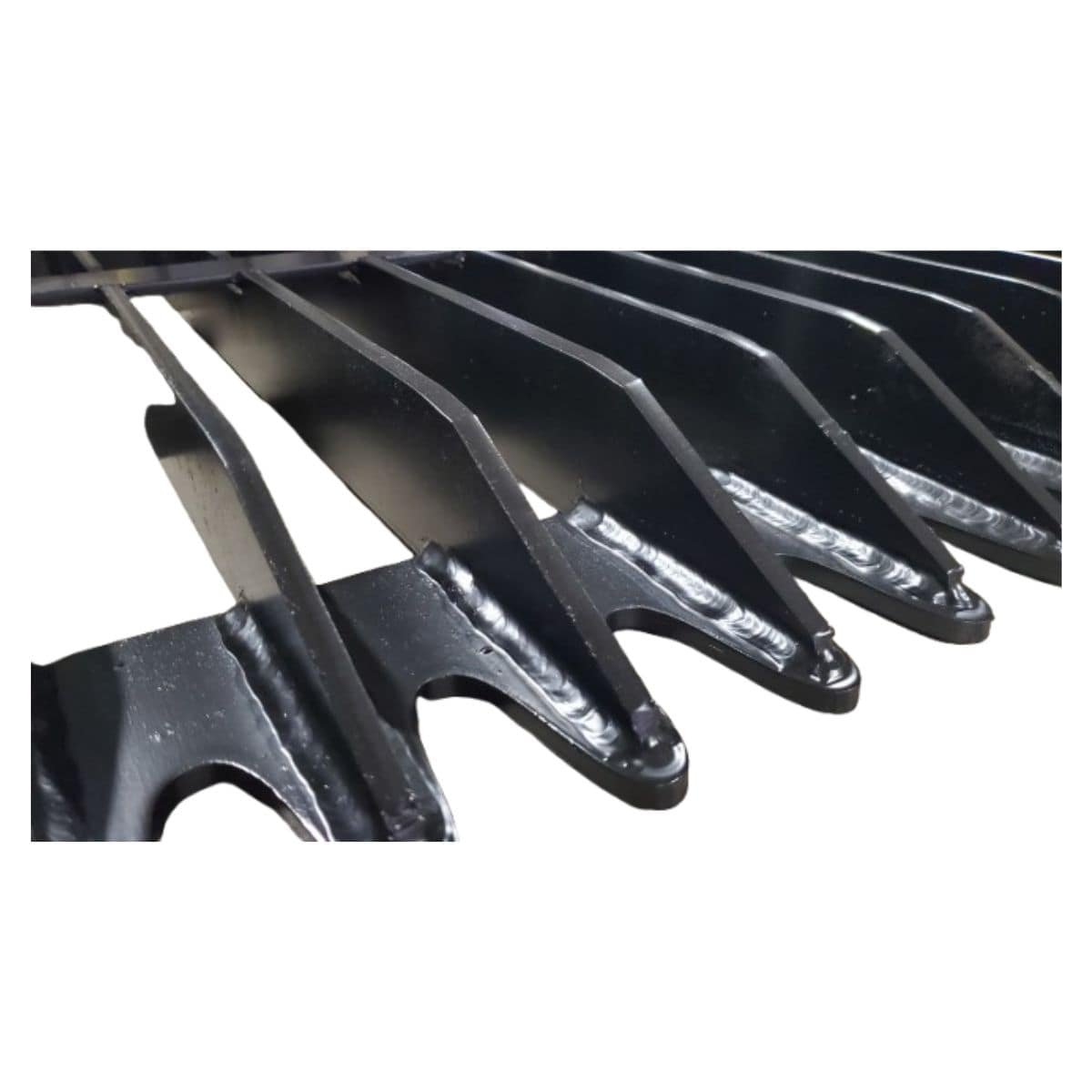 Heavy Duty Rock Bucket for Skid Steer  — Glacier Attachments Close Up