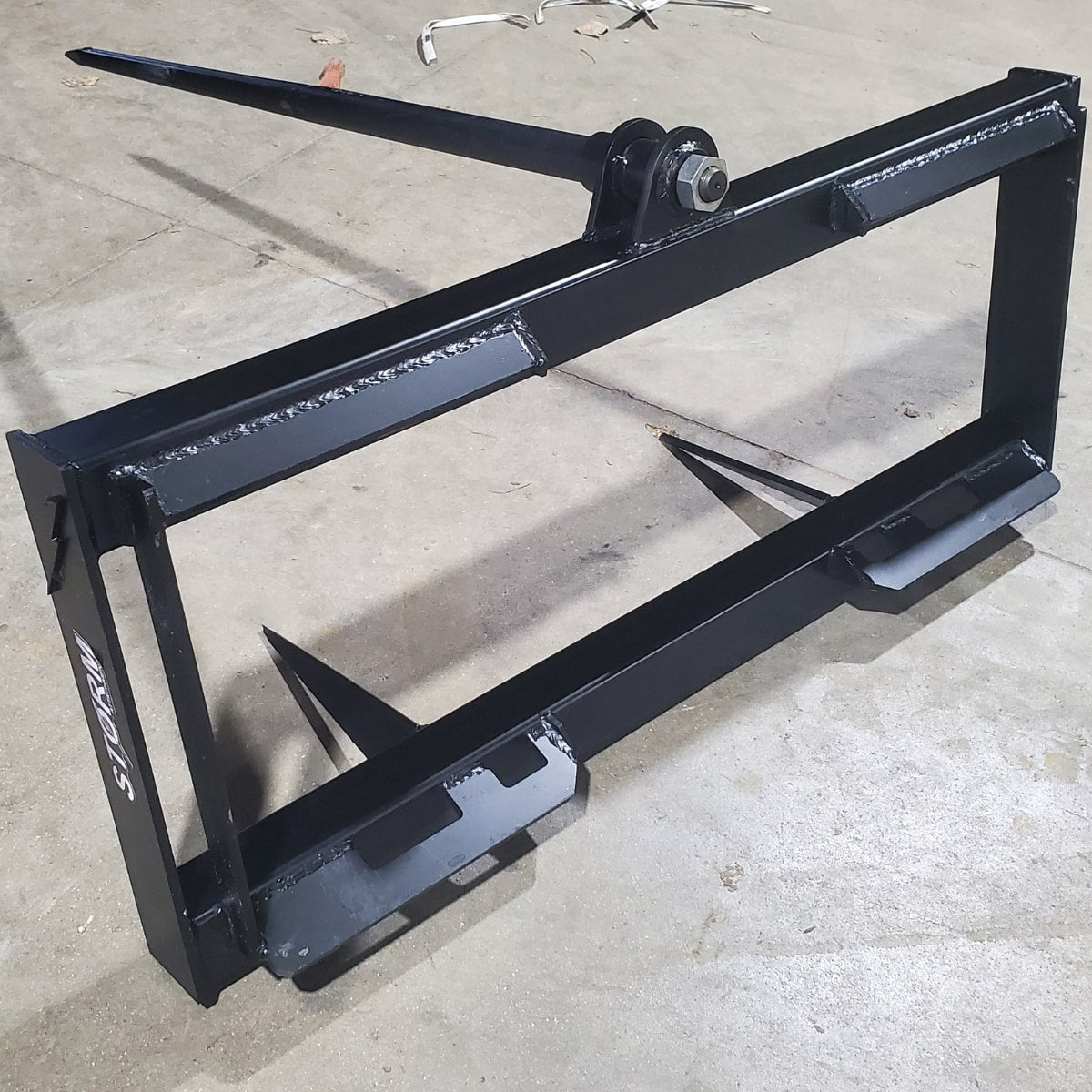 Storm Attachments Single Hay Bale Spear Attachment Back View