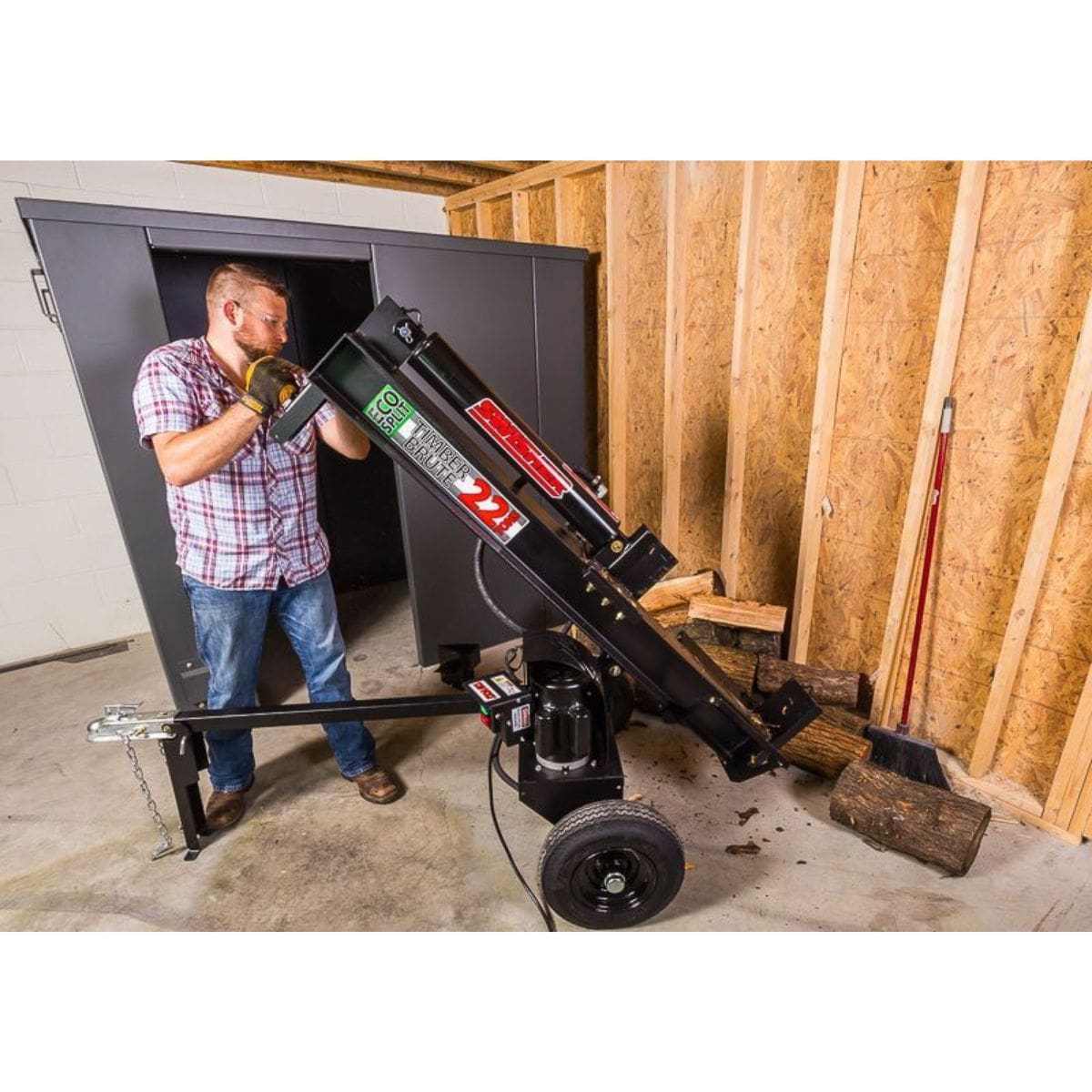 Swisher 22 Ton Electric Log Splitter Tool for splitting firewood